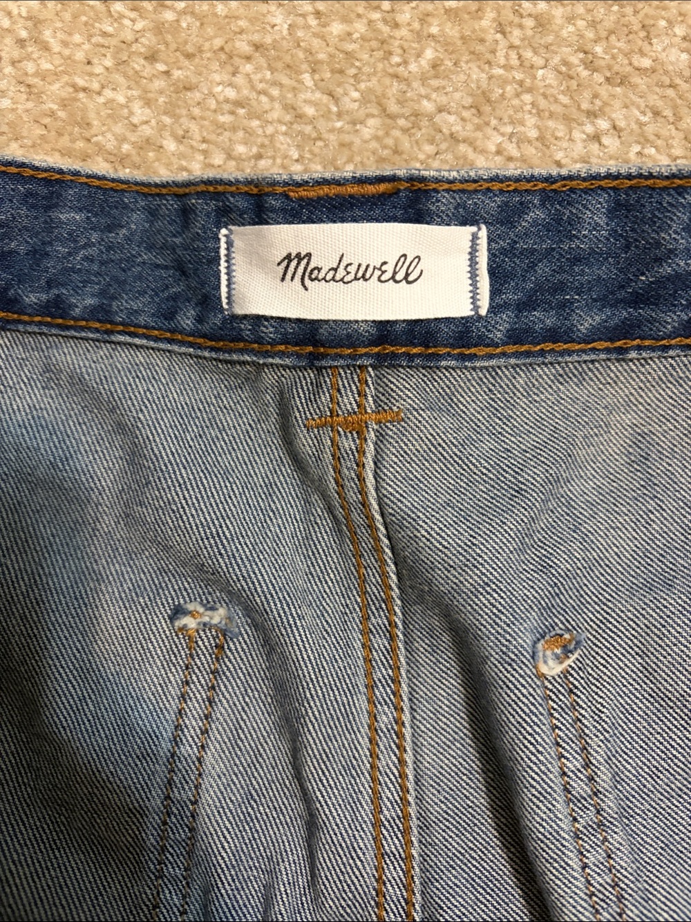 Madewell Women’s Darted Barrel Denim Jeans - Picture 2 of 4